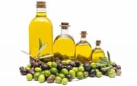 За омазняване на бебешката кожа използвайте само естествени продукти